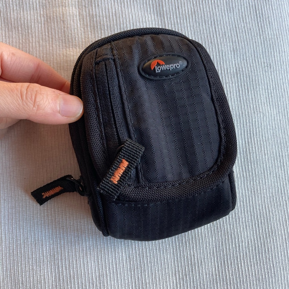 Lowepro Ridge 10 Small Camera Case